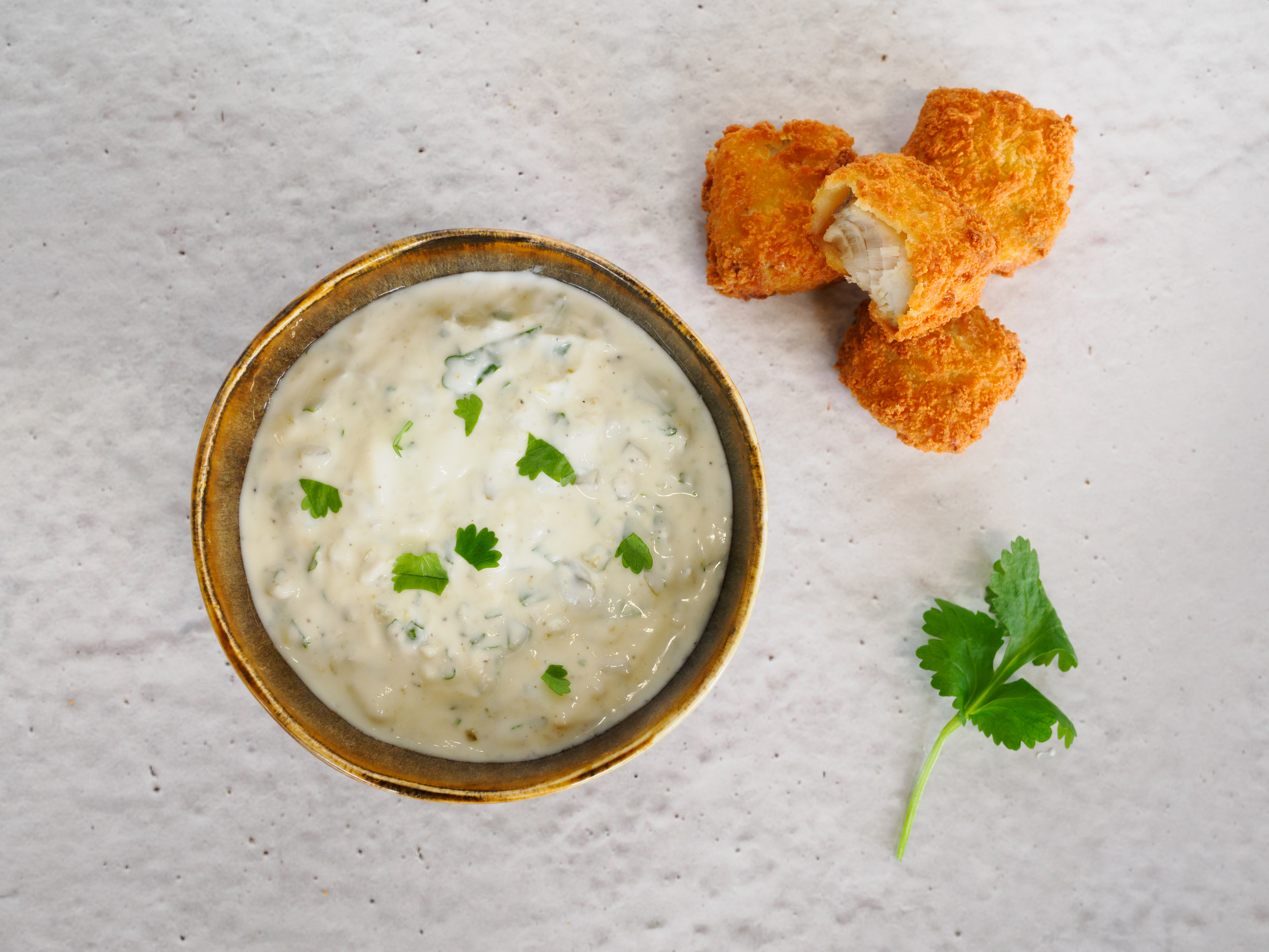 Yoghurtdressing med koriander og jalapeño 